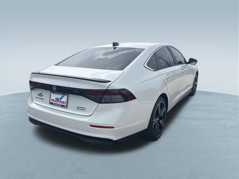 Used 2024 Honda Accord Sport image 7