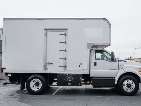 Used 2016 Ford F650 2WD Regular Cab Super Duty image 14