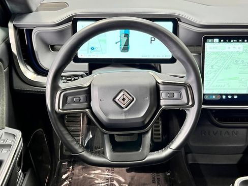 Used 2024 Rivian R1S Adventure AWD/4WD image 27