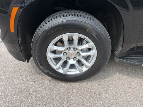 Used 2025 Chevrolet Tahoe LT AWD/4WD image 26