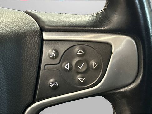 Used 2017 GMC Sierra 1500 SLE w/ SLE Value Package image 32