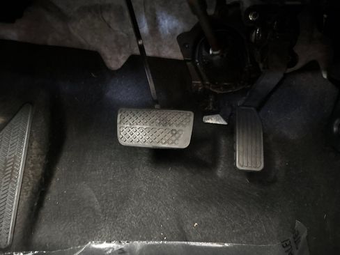 Used 2018 Honda HR-V EX image 39