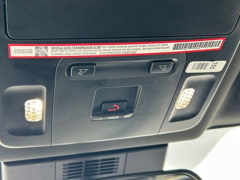 Certified 2025 Toyota Camry SE FWD image 18
