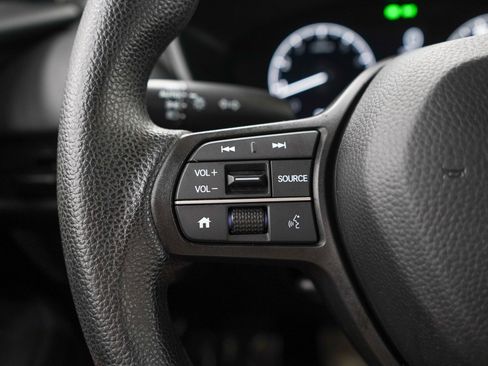 Used 2024 Honda HR-V LX image 25