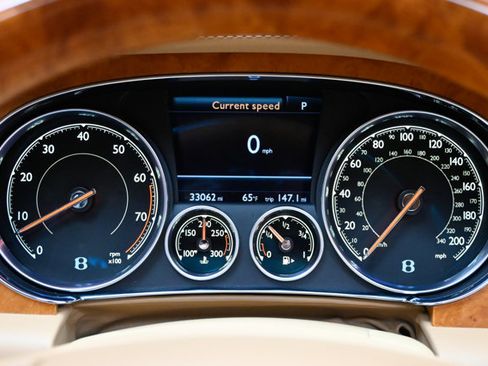 Used 2017 Bentley Continental GT image 89