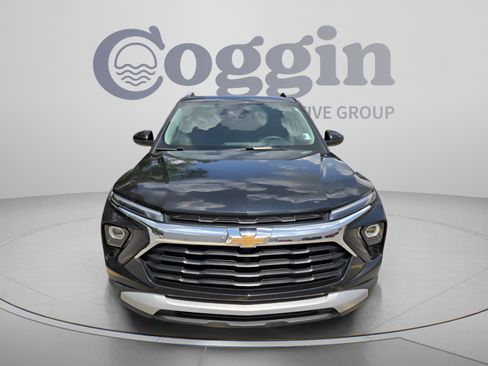Used 2025 Chevrolet TrailBlazer LT FWD image 8