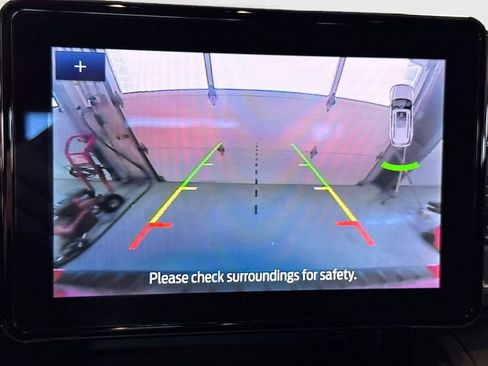 Used 2022 Ford Explorer XLT w/ Equipment Group 202A image 12