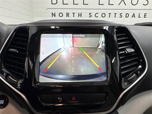 Used 2019 Jeep Cherokee Limited w/ Trailer Tow Group image 19