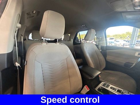Certified 2020 Ford Explorer XLT w/ Comfort Package image 28