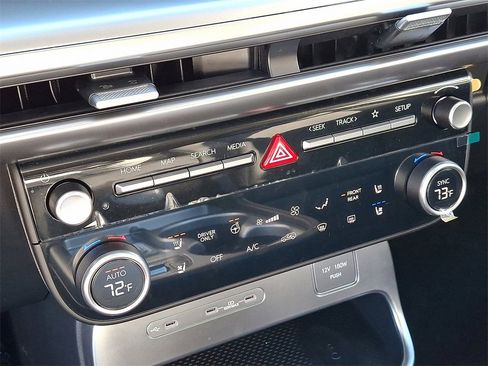 New 2026 Hyundai Ioniq 9 SEL image 11