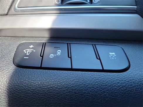 Used 2018 Hyundai Elantra Value Edition image 32