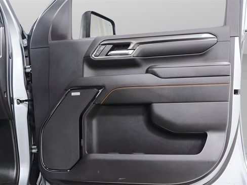 Used 2024 GMC Sierra 2500 AT4 w/ AT4 Premium Plus Package image 35