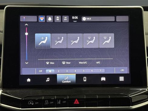 Used 2023 Jeep Compass Latitude image 24