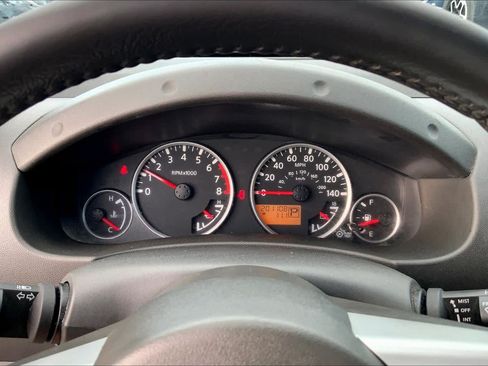 Used 2012 Nissan Pathfinder LE w/ DVD Entertainment Pkg RWD image 22