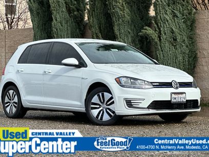 Used 2019 Volkswagen e-Golf SE w/ Driver Assistance Package