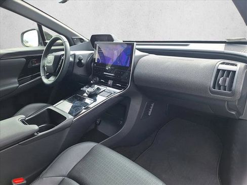 Used 2023 Toyota bZ4X Limited image 19