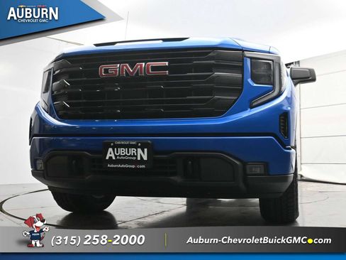 Used 2024 GMC Sierra 1500 Elevation image 17