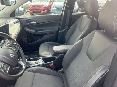 Used 2025 Buick Encore GX Preferred image 27