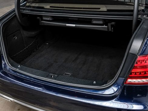 Used 2014 Mercedes-Benz E 350 4MATIC Sedan image 52