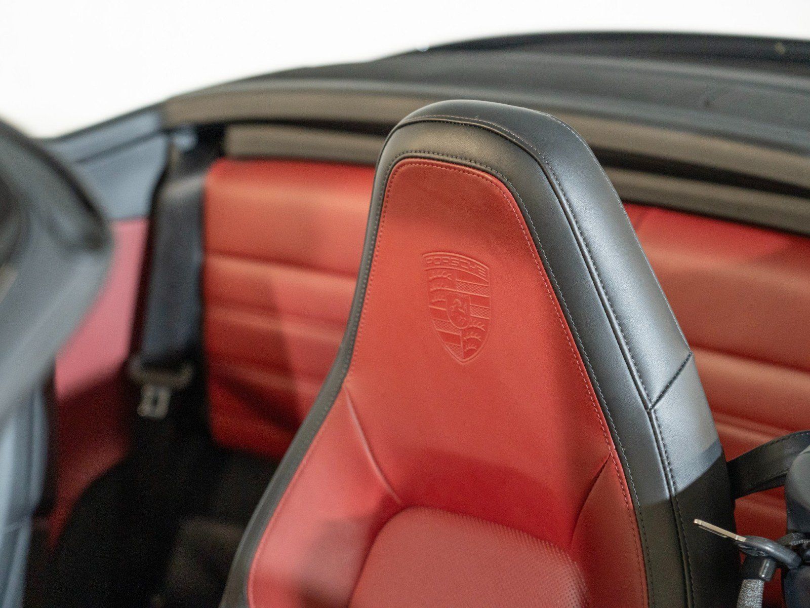 Certified 2025 Porsche 911 Turbo S RWD image 13