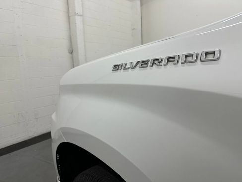 Used 2022 Chevrolet Silverado 1500 LT w/ Bed Protection Package AWD/4WD image 19