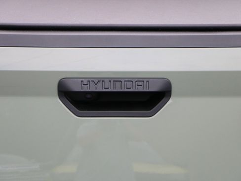 Used 2022 Hyundai Santa Cruz SEL AWD/4WD image 5