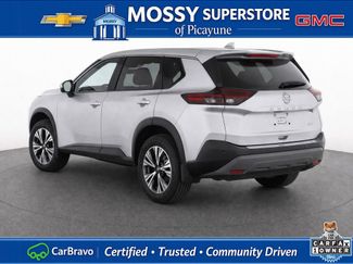 Used 2023 Nissan Rogue SV FWD video 4