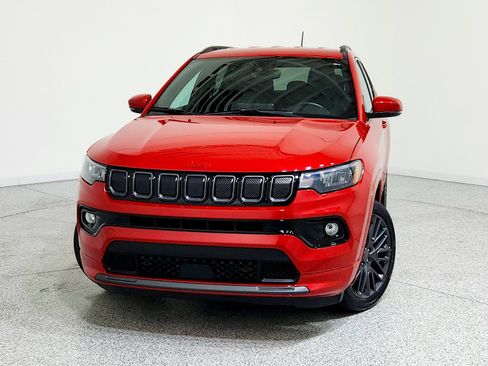 Used 2022 Jeep Compass Limited image 5