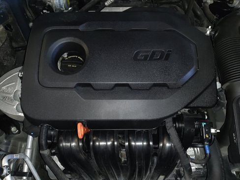 Used 2020 Hyundai Santa Fe SE image 30