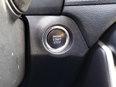 Certified 2021 Toyota RAV4 XLE FWD image 7