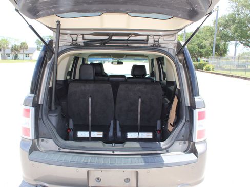 Used 2013 Ford Flex SEL FWD image 25