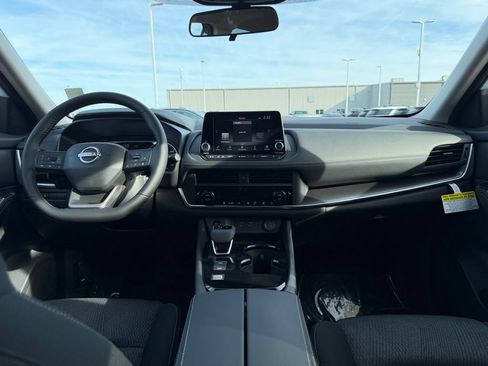 New 2026 Nissan Rogue SV w/ Cold Weather Package FWD image 18