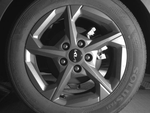 Used 2025 Kia K4 FWD image 14