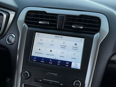 Certified 2020 Ford Fusion SE image 24