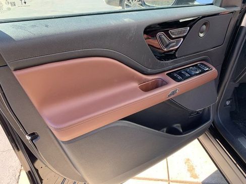 New 2026 Lincoln Aviator Reserve AWD/4WD image 27