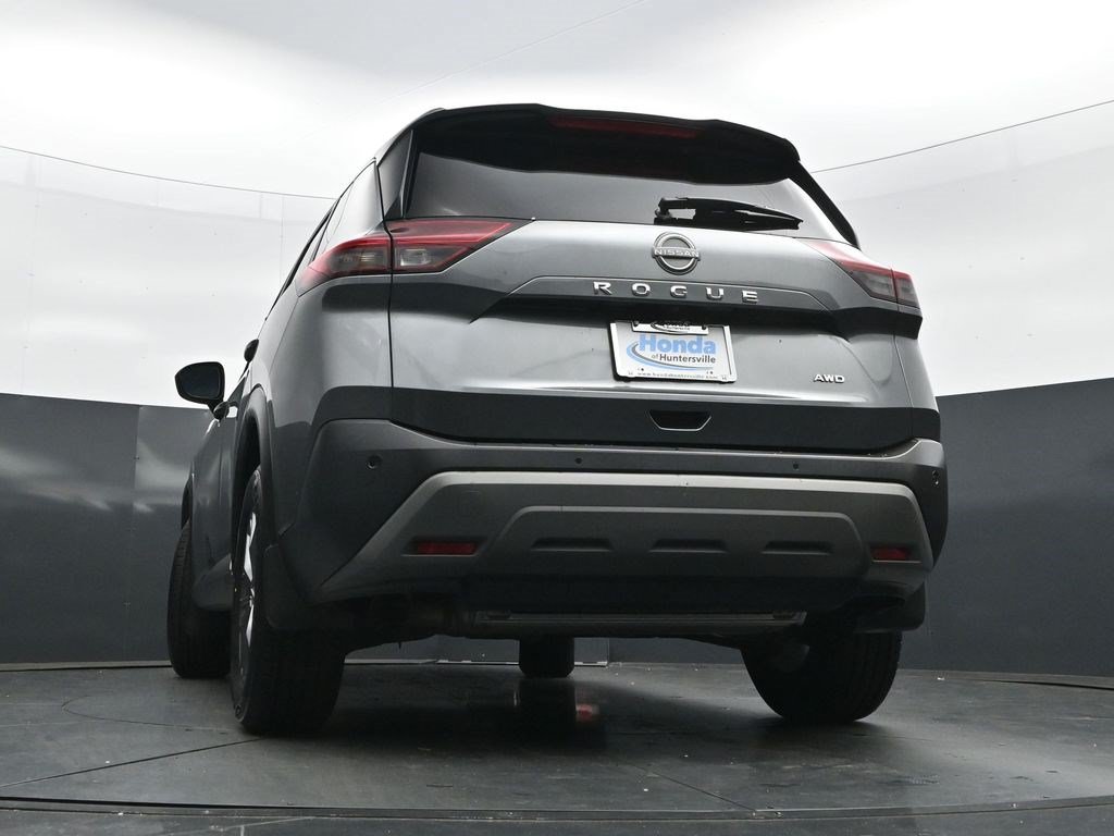 Used 2023 Nissan Rogue S AWD/4WD image 41