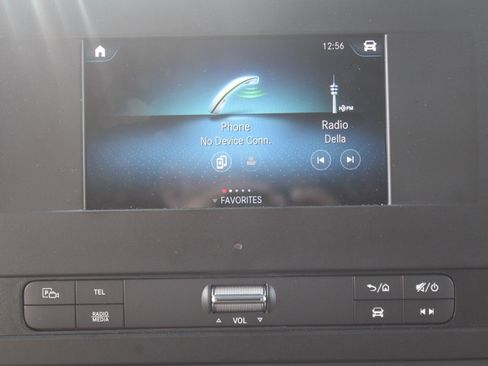 Used 2024 Mercedes-Benz Sprinter 2500 image 33