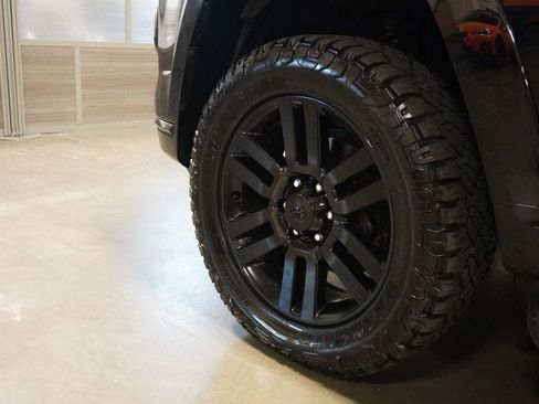 Used 2016 Toyota 4Runner Limited AWD/4WD image 5
