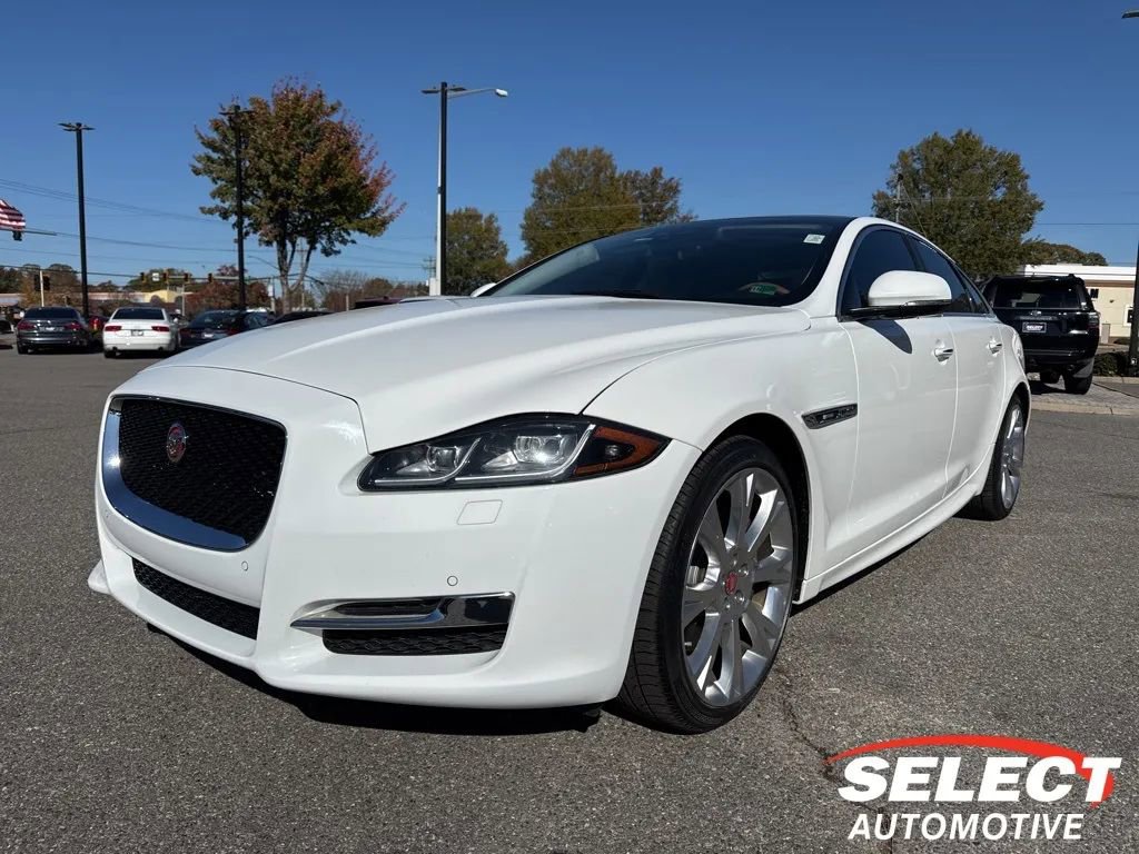 Used 2019 Jaguar XJ R-Sport AWD/4WD image 1