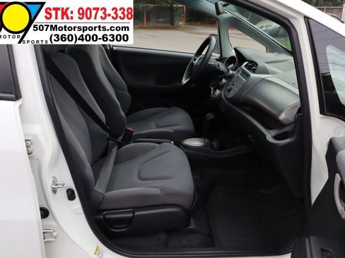 Used 2011 Honda Fit image 18
