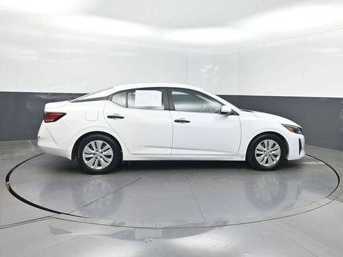 Used 2024 Nissan Sentra S FWD image 30