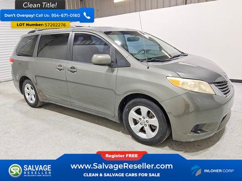 Used 2011 Toyota Sienna LE w/ Towing Pkg FWD image 5