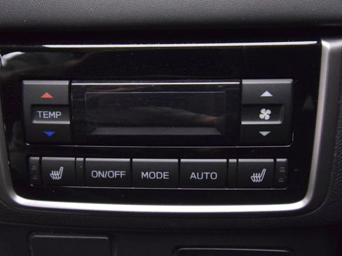 Used 2025 Subaru Ascent Limited w/ Popular Package #2 AWD/4WD image 41