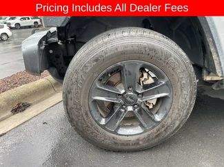 Used 2019 Jeep Wrangler Unlimited Sahara w/ Safety Group AWD/4WD video 2
