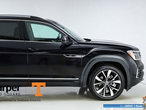 Used 2025 Volkswagen Atlas SEL Premium R-Line AWD/4WD image 12