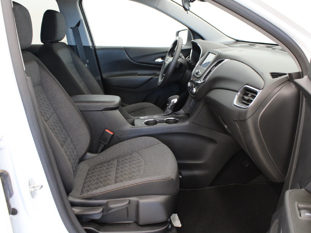 Used 2023 Chevrolet Equinox LT FWD image 16