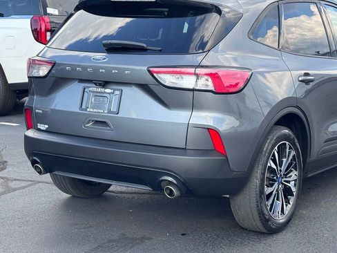 Used 2022 Ford Escape SE w/ SE Sport Appearance Package FWD image 39