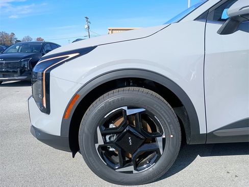 New 2026 Kia Sportage EX w/ EX Panoramic Sunroof Package image 16