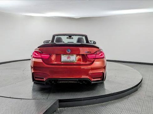 Used 2020 BMW M4 Convertible w/ Competition Package image 6