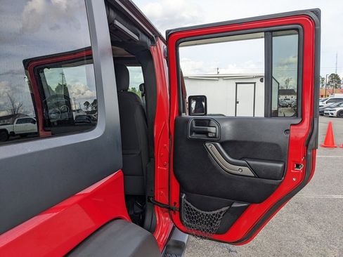 Used 2015 Jeep Wrangler Unlimited Sport w/ Quick Order Package 24S image 46